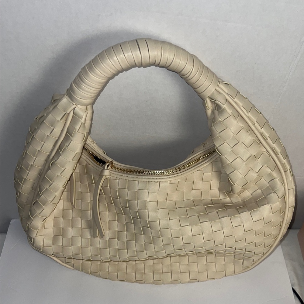 Woven Hobo Shoulder Bag in Cream by Moda Luxe